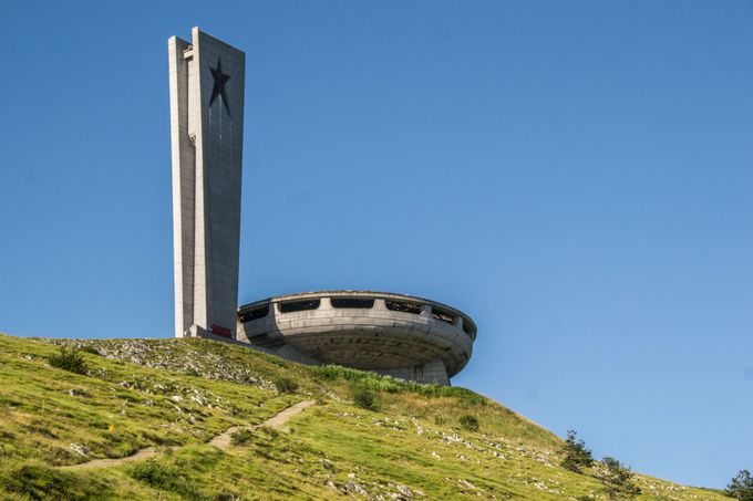 Památník komunistické straně v Buzludže (Bulharsko)