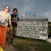 occupy Czech protestuje vlaštovkami proti vládě