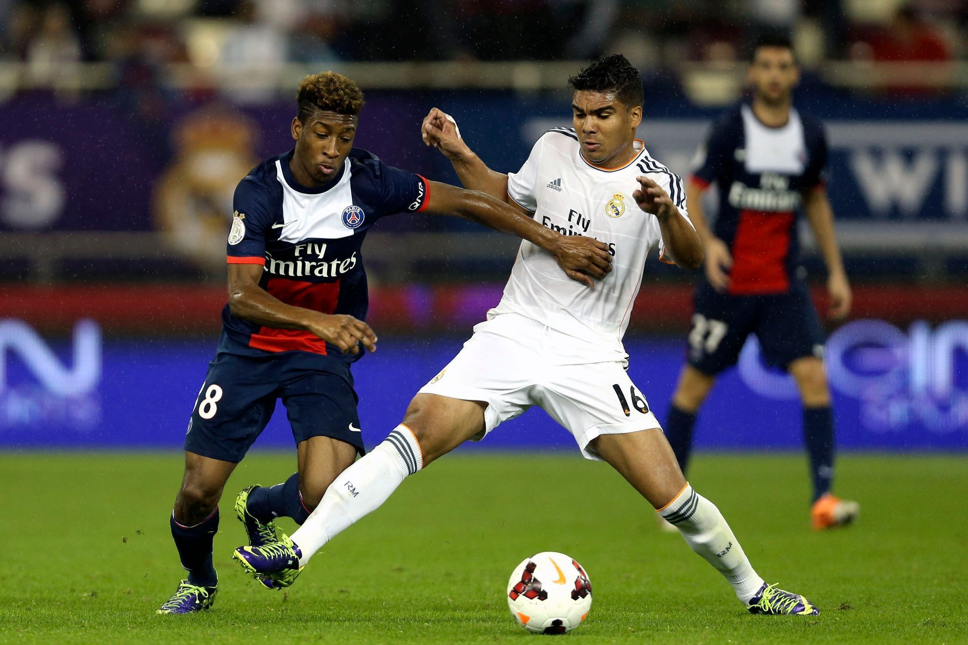 Real Madrid - Paris St Germain: Casemiro (vpravo) - Kingsley Coman