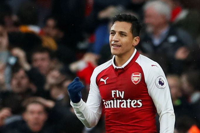 Alexis Sánchez slaví gól Arsenalu v utkání proti Tottenhamu.