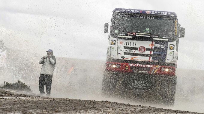 Martin Kolomý na tratí šesté etapy Rallye Dakar.