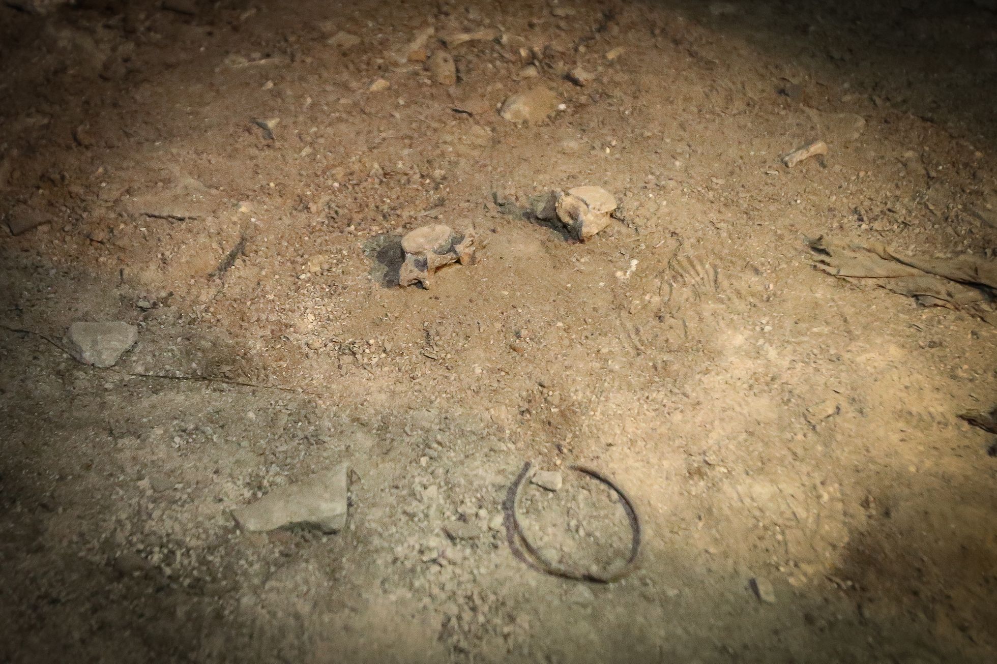 Na den pod zem - prohlídka podzemí Národního divadla a kostela Pražského Jezulátka