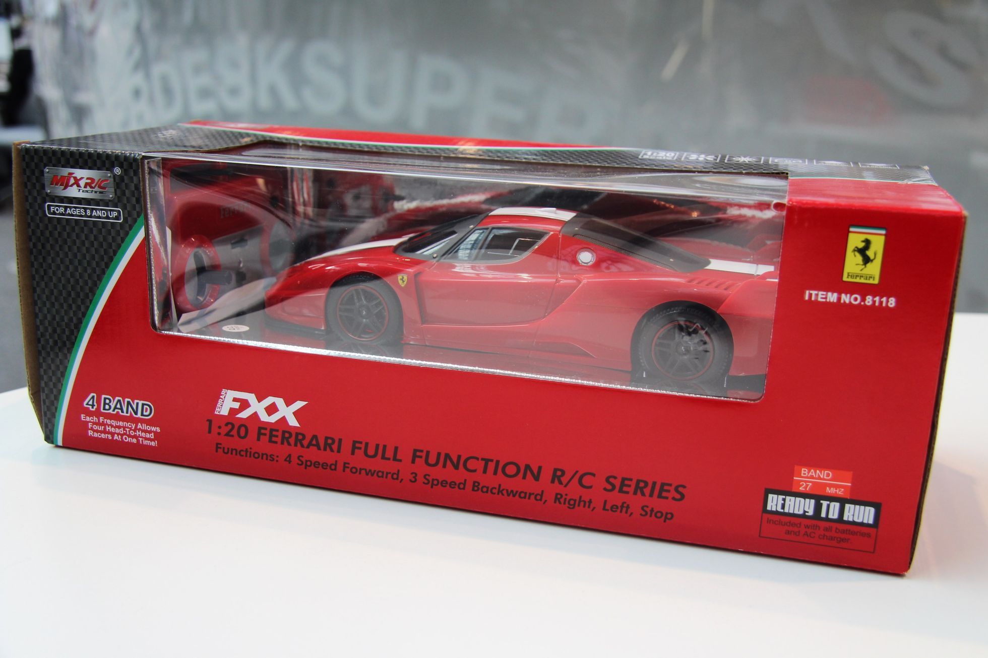 R/C model Ferrari FXX