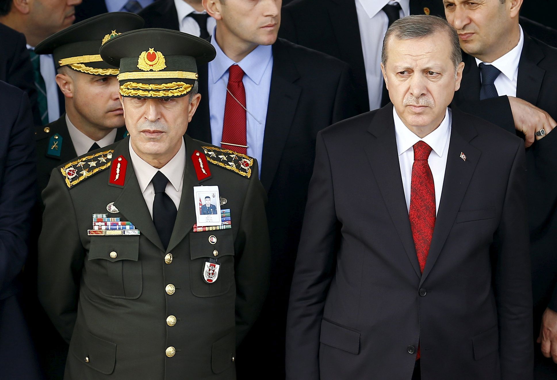 Turecký prezident Recep Tayyip Erdogan na pohřbu armádního důstojníka Seckina Cila v Ankaře