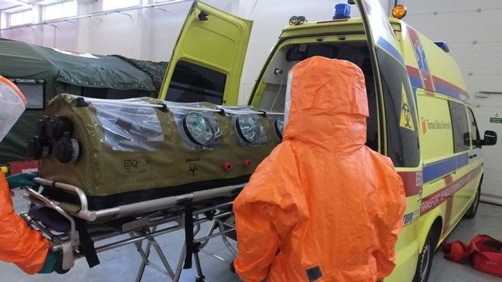 Vše se řeší, až je průšvih, říká k epidemiím šéf českých expertů. "Umí" SARS i ebolu