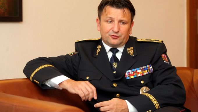 Jedním z povýšených má být i policejní prezident Tomáš Tuhý.
