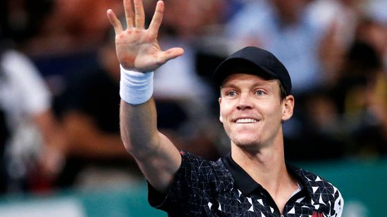 High five! Tak Berdych slavil postup na pátý Turnaj mistrů