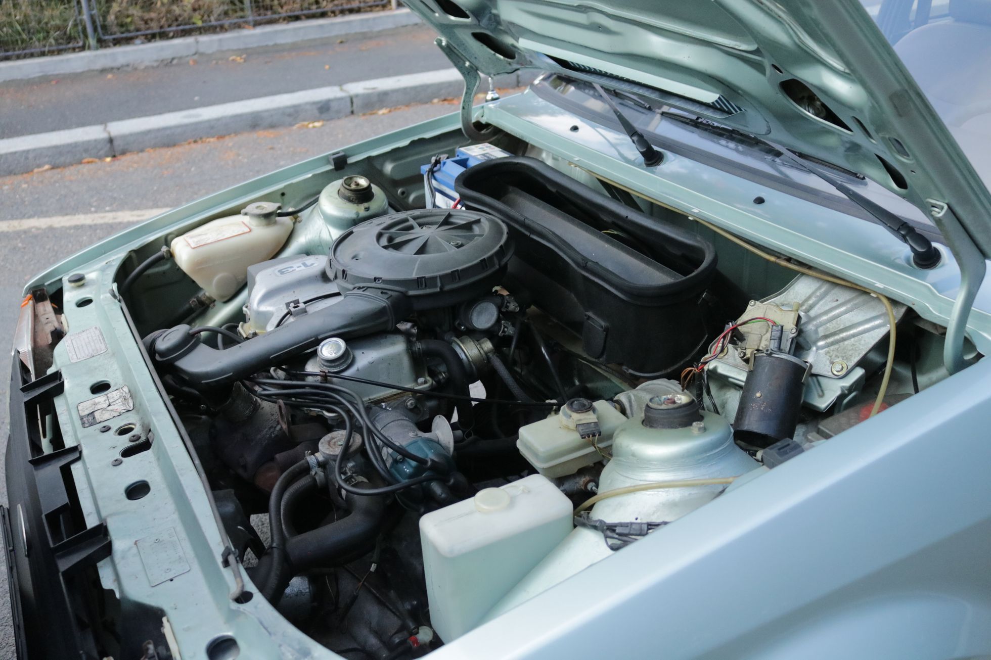 Srovnání Ford Escort 1982 vs. Ford Focus 2018