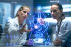 Umí umělá inteligence medicínu lépe než váš lékař?