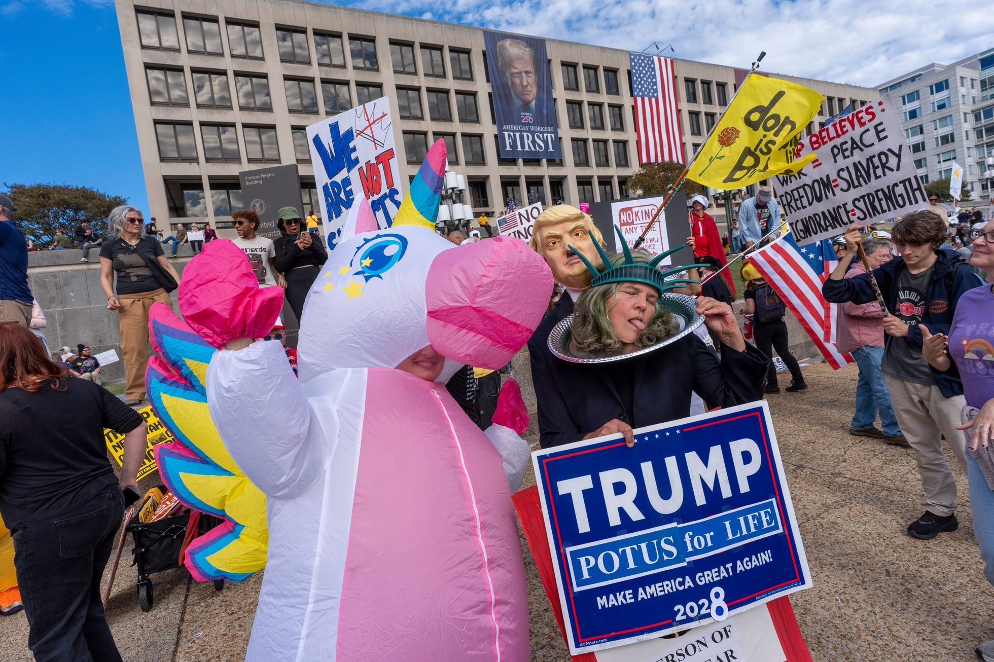 USA, Spojené státy, protest, demonstrace, Donald Trump, No Kings