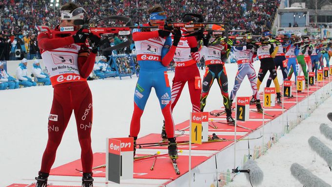 Česká biatlonová štafeta mužů dojela v závodě Světového poháru v Soči na třetím místě.