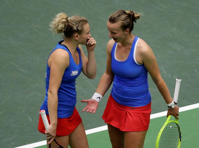 Barbora Krejčíková a Kateřina Siniaková v prvním kole Fed Cupu 2019