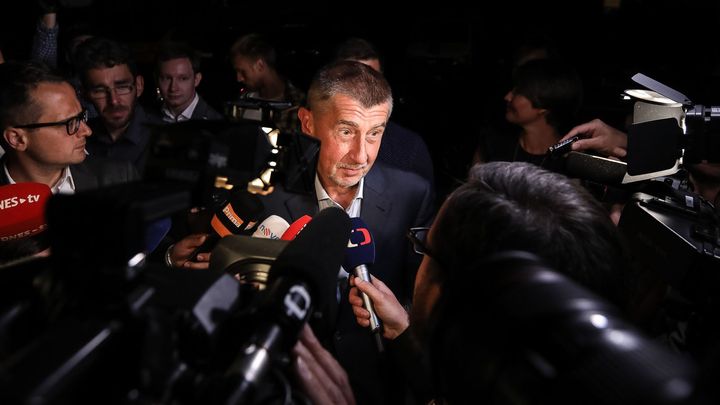 Babiš dostal pokutu za natáčení videa při řízení po D1. Asi 1500 korun, přiznal; Zdroj foto: Jakub Plíhal