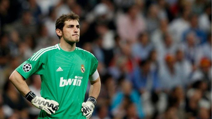 Iker Casillas ví, že sen o titulu se nejspíš rozplynul.