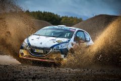 Francouzská žeň rallyových titulů začíná výchovou mladých talentů. V Česku se o ni snaží Autoklub