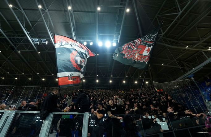 Fanoušci Slavie před zápasem LM Atalanta - Slavia Praha