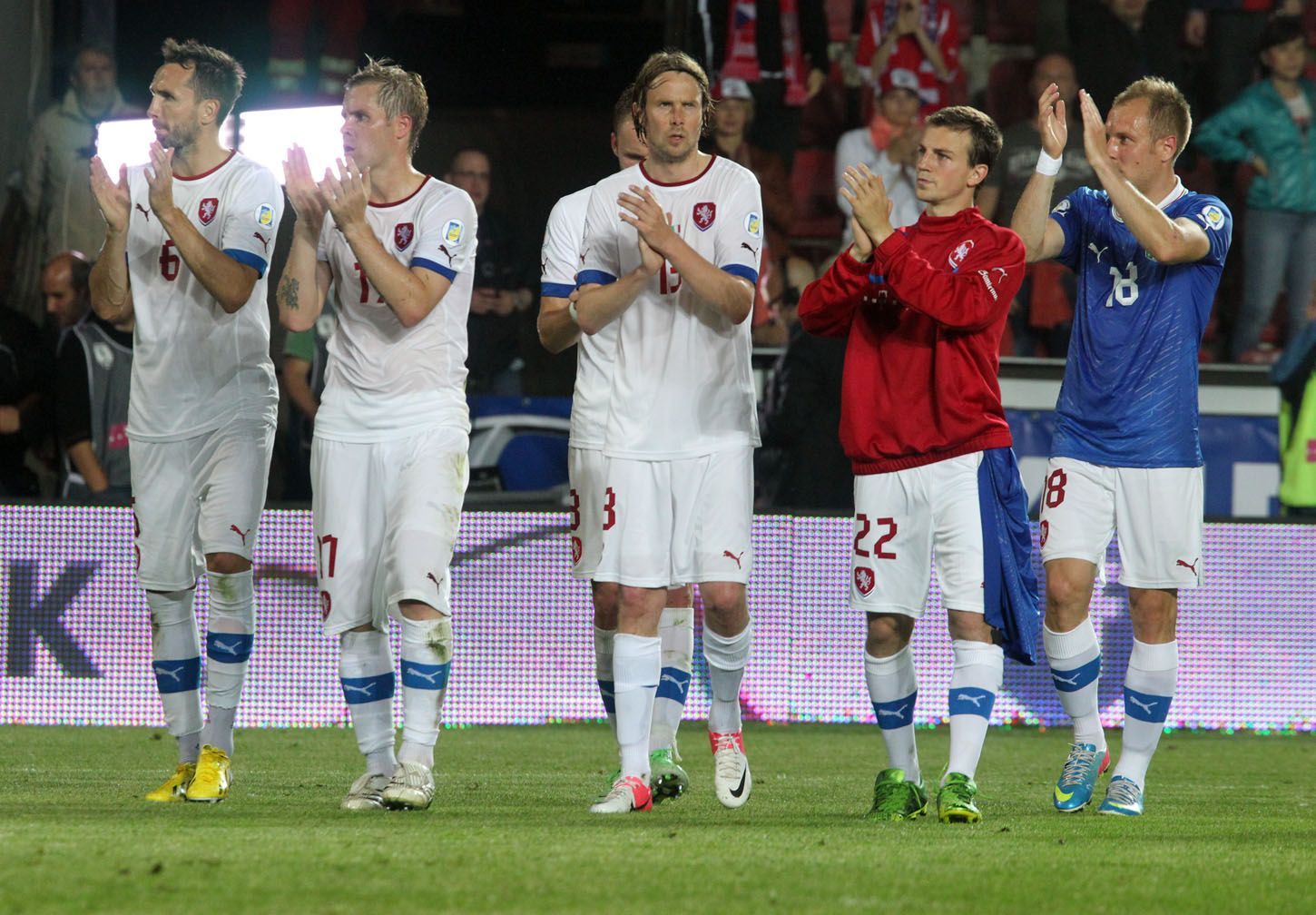 Fotbal, Česko - Itálie: Češi zdraví fanoušky