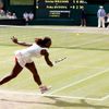 Petra Kvitová a Serena Williamsová na Wimbledonu 2010
