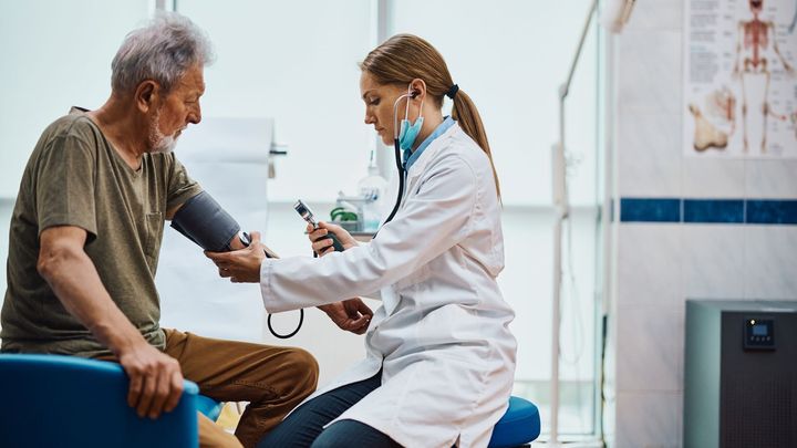 Větší zapojení laboratoří i povídání s lékařem. Preventivní prohlídky čekají změny