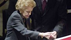 Vdova po exprezidentu USA Geraldu Fordovi se synem
