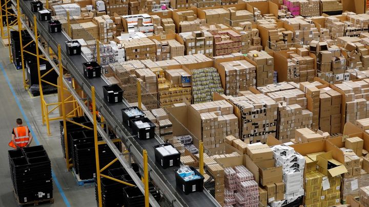 Amazon si zlatou éru neužívá. Kritice čelí v USA i v Německu, Čechům však dril nevadí; Zdroj foto: Reuters