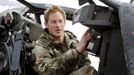 Britain's Prince Harry performs a pre-flight check on his Apache Helicopter after starting his 12 hour VHR (very high ready-ness) shift at the British controlled flight-line in Camp Bastion, southern Afghanistan in this photograph taken on November 1, 2012, and released on January 21, 2013. The Prince, who is serving as a pilot/gunner with 662 Squadron Army Air Corps, is on a posting to Afghanistan that runs from September 2012 to January 2013. Photograph taken November 1, 2012. REUTERS/John Stillwell/Pool (AFGHANISTAN - Tags: MILITARY POLITICS ROYALS CONFLICT) Published: Led. 21, 2013, 8:15 odp.