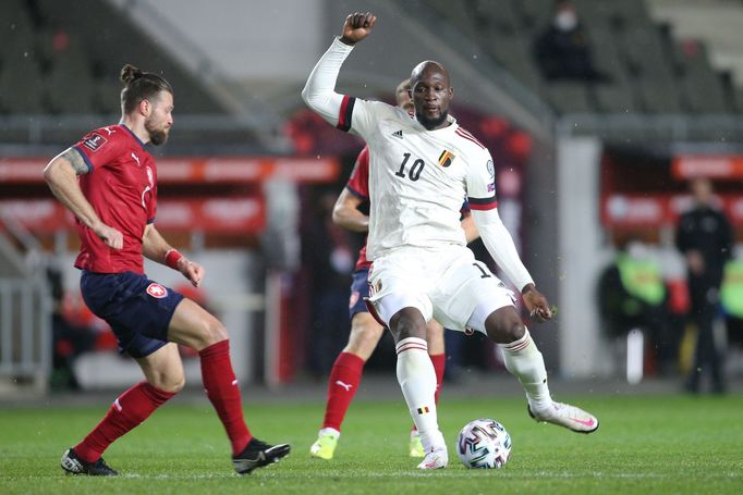 Romelu Lukaku v zápase kvalifikace MS 2022 Česko - Belgie