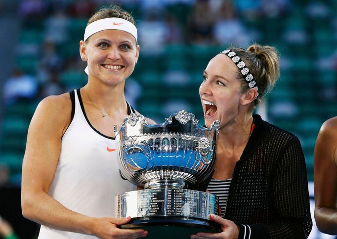 Australian Open 2017, finále čtyřhry Ž: Lucie Šafářová a Bethanie Mattek-Sandsová