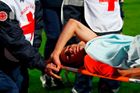 Zraněný van Persie bude Arsenalu chybět až šest týdnů