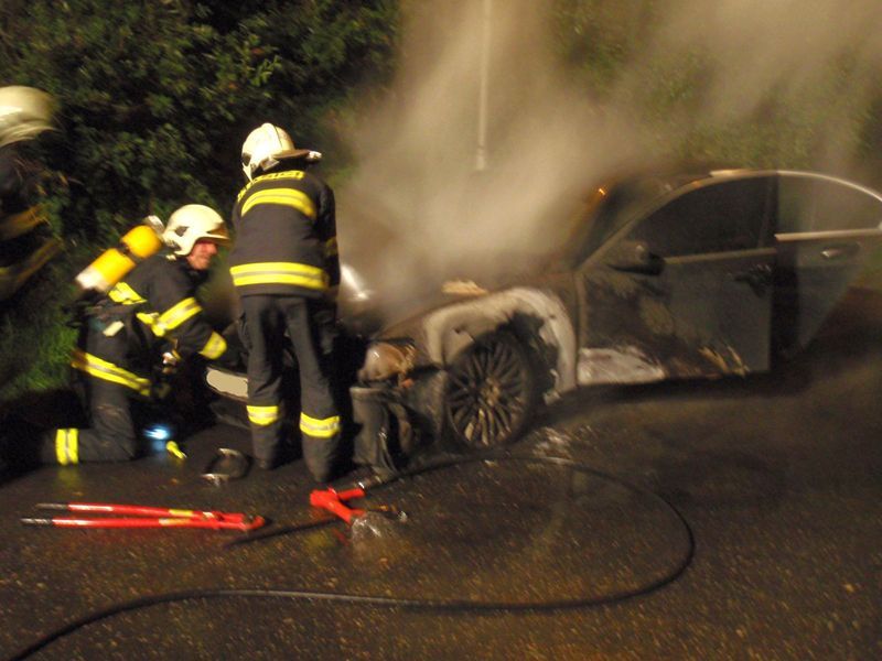 Shořelé BMW - benzín místo dieselu