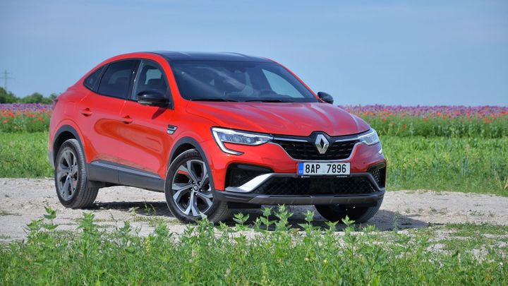 Nemáte dva miliony na BMW X6? Vyzkoušeli jsme zmenšeninu od Renaultu za 620 tisíc; Zdroj foto: Martin Přibyl