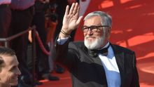 "Rána, ze které se nevzpamatuju," říkají celebrity, které truchlí pro Jiřího Bartošku