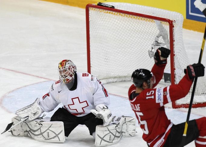 MS v hokeji 2012: Kanada - Švýcarsko (Getzlaf, radost)