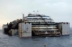 Je tomu už dva a půl roku, co ztroskotala obří výletní loď Costa Concordia s více než 4200 lidmi na palubě.