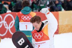 Snowboardista White ovládl potřetí v kariéře U-rampu na olympiádě