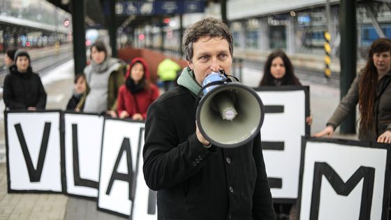 Obrazem: Vozíčkáři by rádi cestovali vlakem důstojně a tam, co ostatní