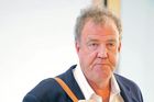 BBC dnes vyhodila Jeremyho Clarksona, Top Gear letos končí