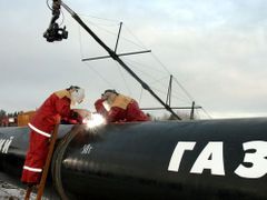 Gazprom uvažuje, že omezí dodávky plynu do EU