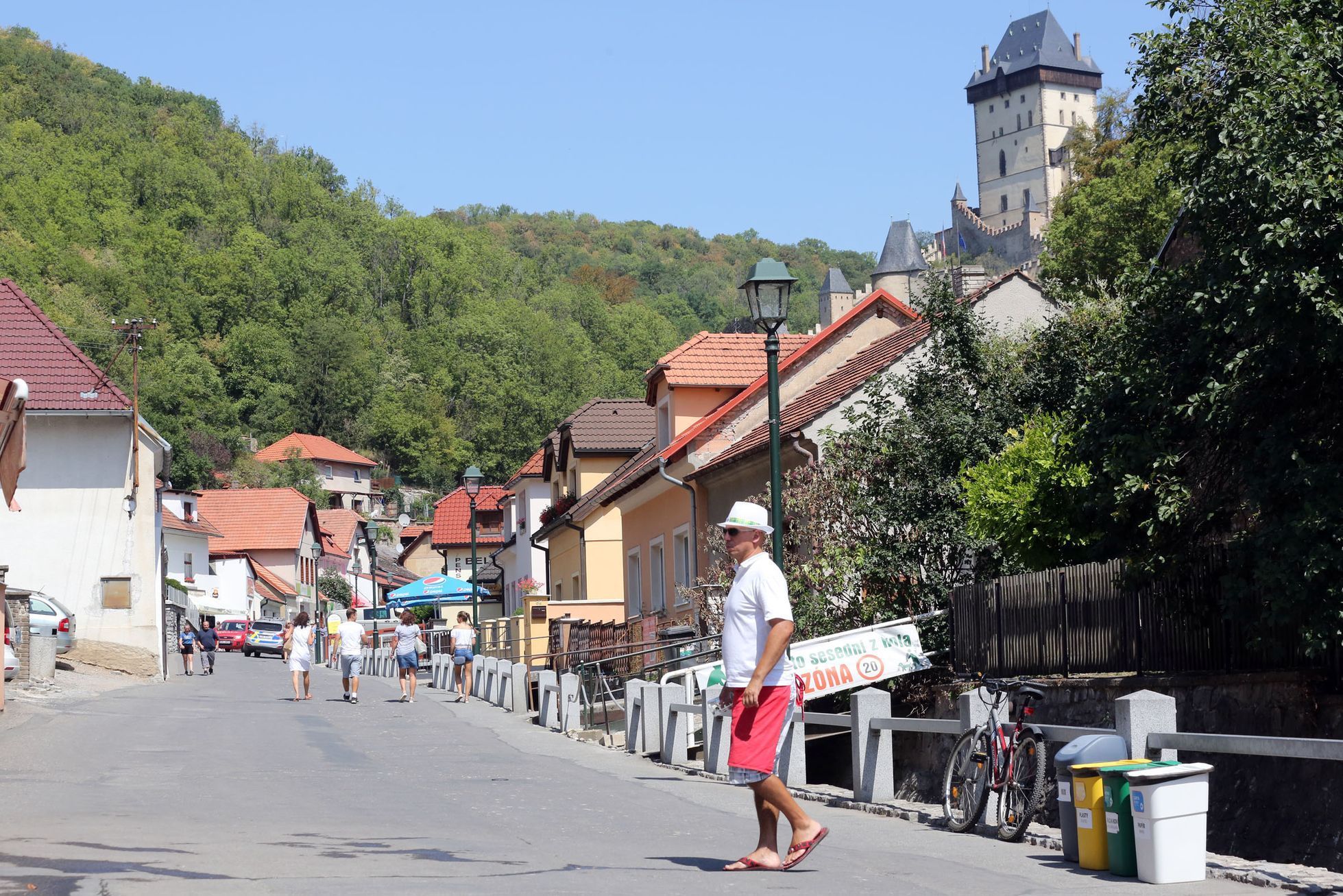 Karlštejn ve vedru