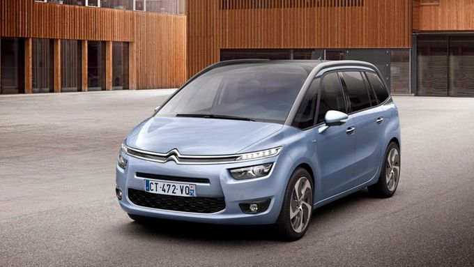 Prodloužená verze Citroënu C4 Picasso v nové generaci nabízí více prostoru