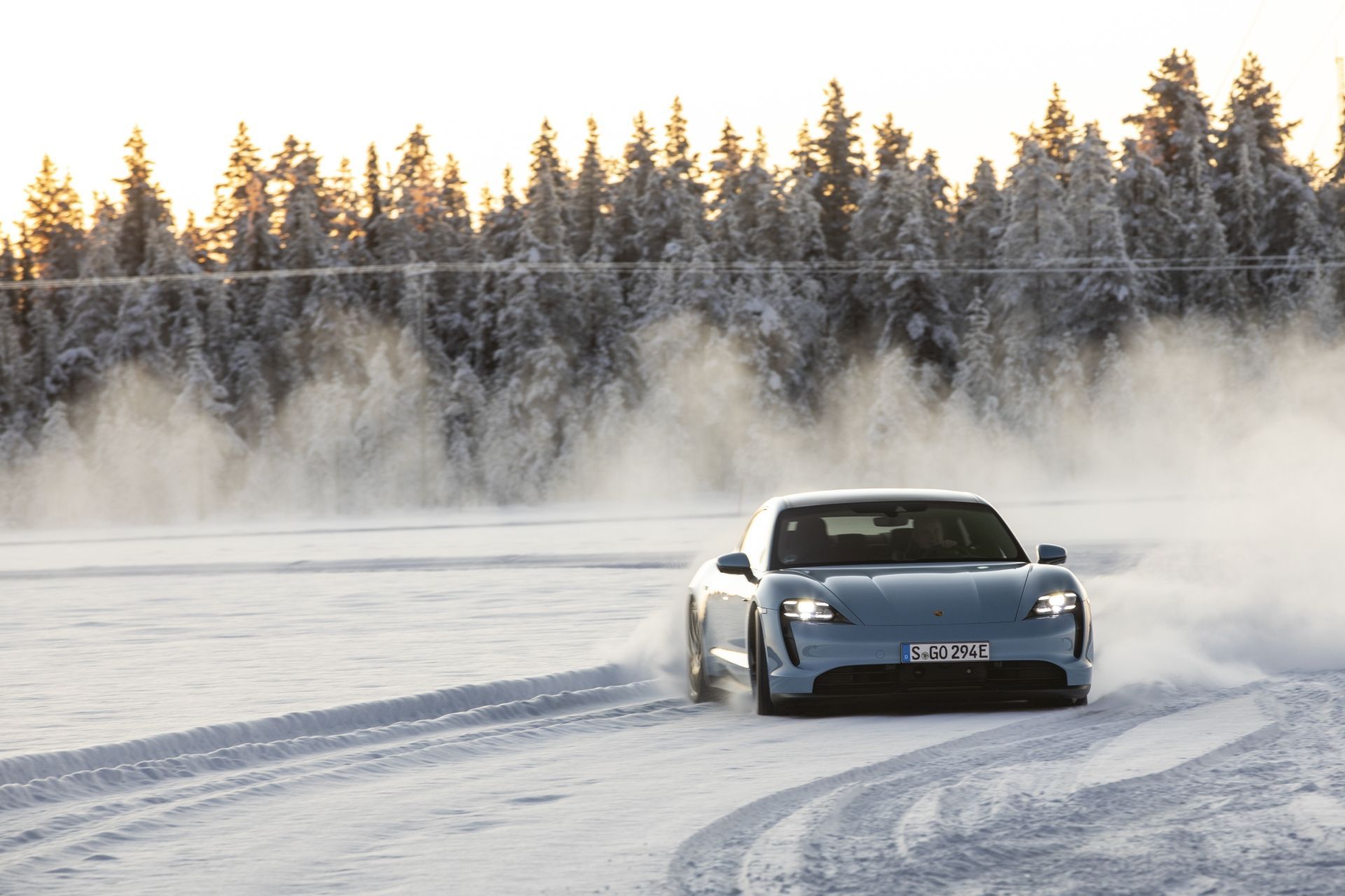 Porsche Taycan 4S