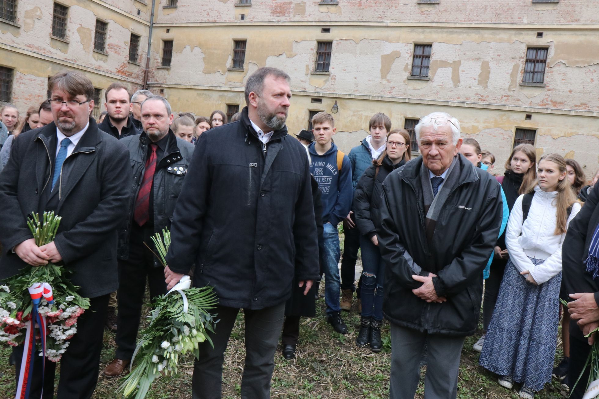 Mezi těmi, kteří přišli na pietní akt byl také starosta Uherského Hradiště a poslanec ODS Stanislav Blaha