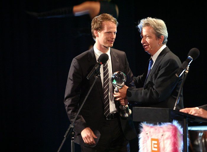 Joachim Trier přebírá cenu za režii