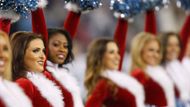 A vánočně umí salutovat i cheerleaders Tennessee Titans (NFL)