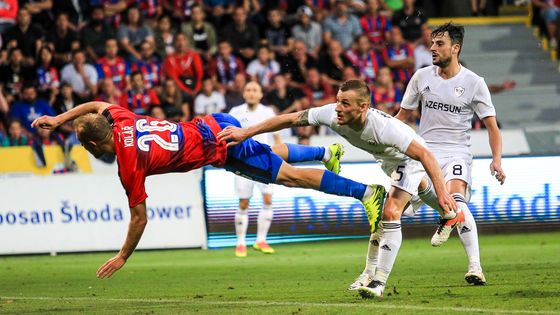 Osobní souboje, neproměněné šance, zmar a naštvaní fanoušci. Sparta ani Plzeň nenadchly