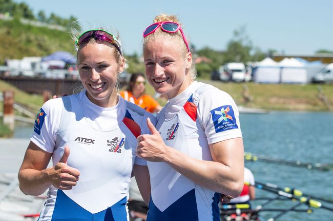 ME ve veslování v Račicích (Kristýna Fleissnerová, Lenka Antošová)