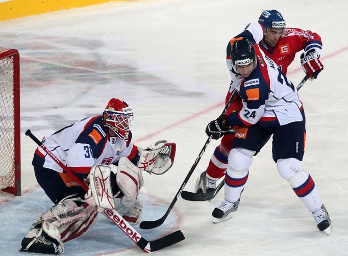 Hokej, Česko - Slovensko: Rastislav Staňa a Branislav Mezei