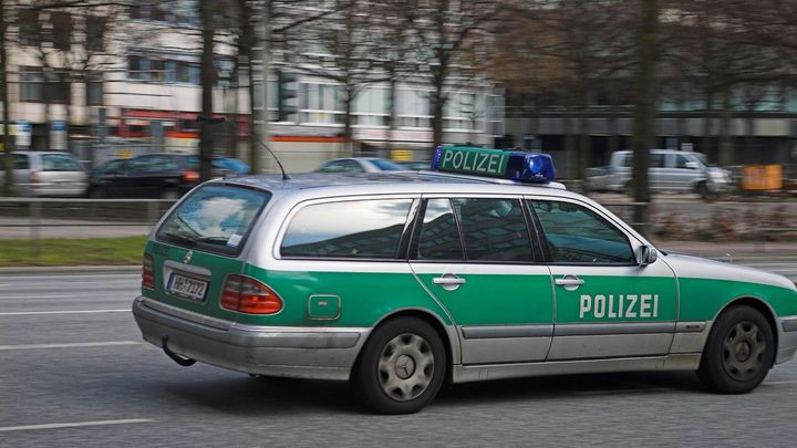 Syřan v rakouském Villachu pobodal několik lidí, zabil 14letého mladíka