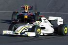 Kvalifikační triumf pro Brawn GP. Hamilton odstoupil