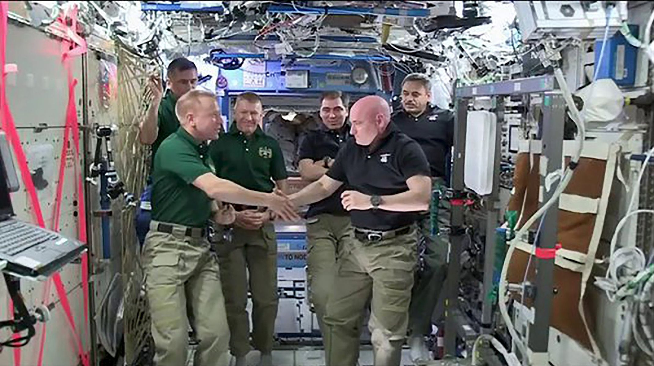 ISS - rozlučka